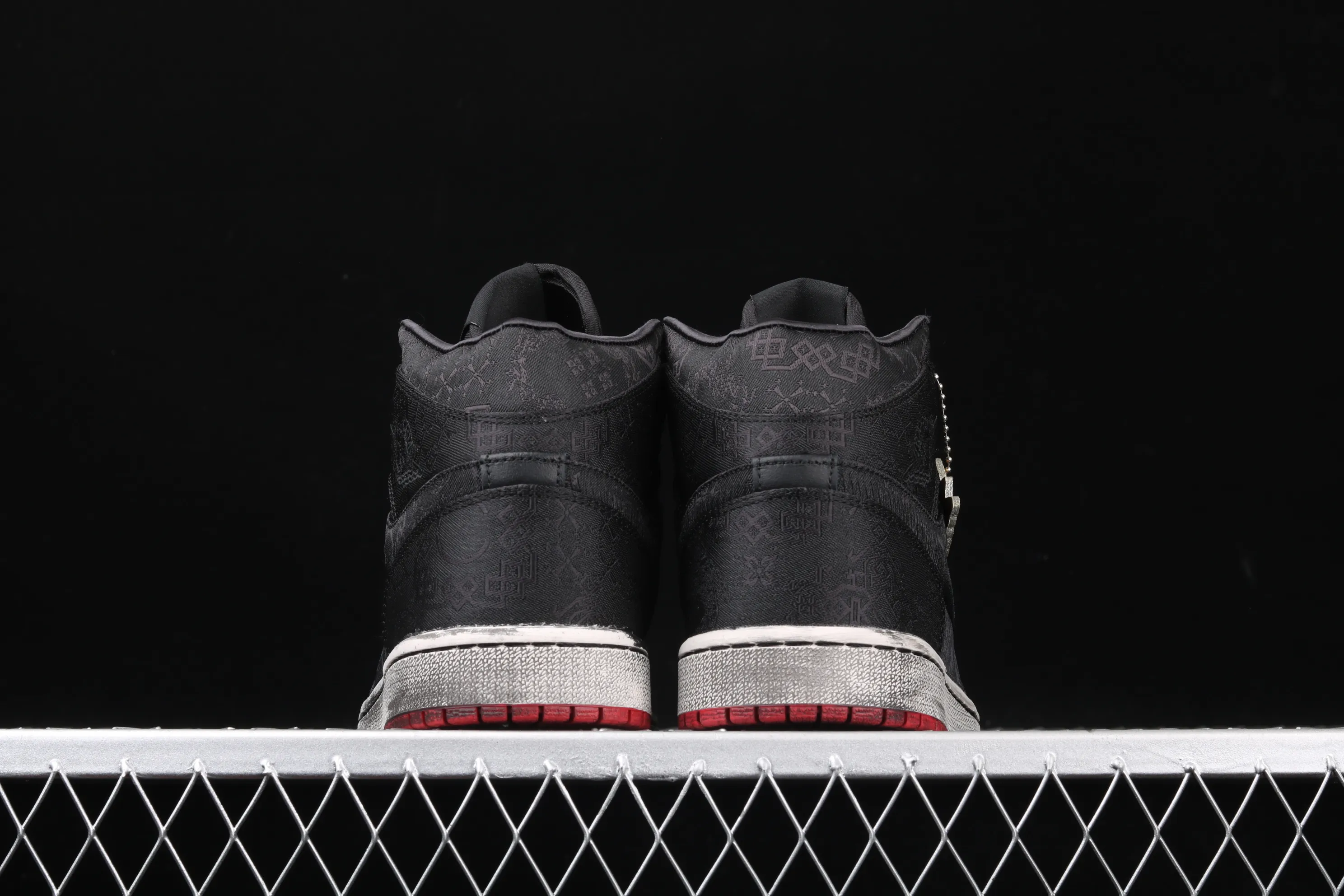 All categories Air Jordan Jordan series basketball shoes Air Jordan 1 Mid CLOT x Air Jordan 1 Mid "Fearless" AJ1 Joe 1 mid-top distressed black silk CU2804-002